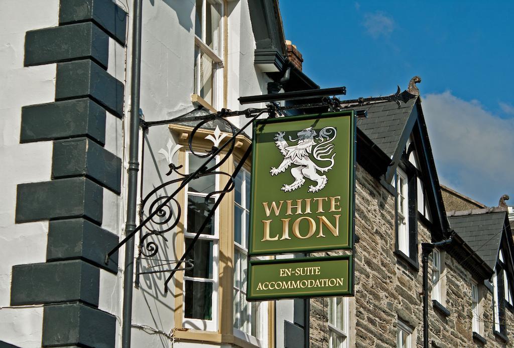 The White Lion Hotel Machynlleth Exterior foto
